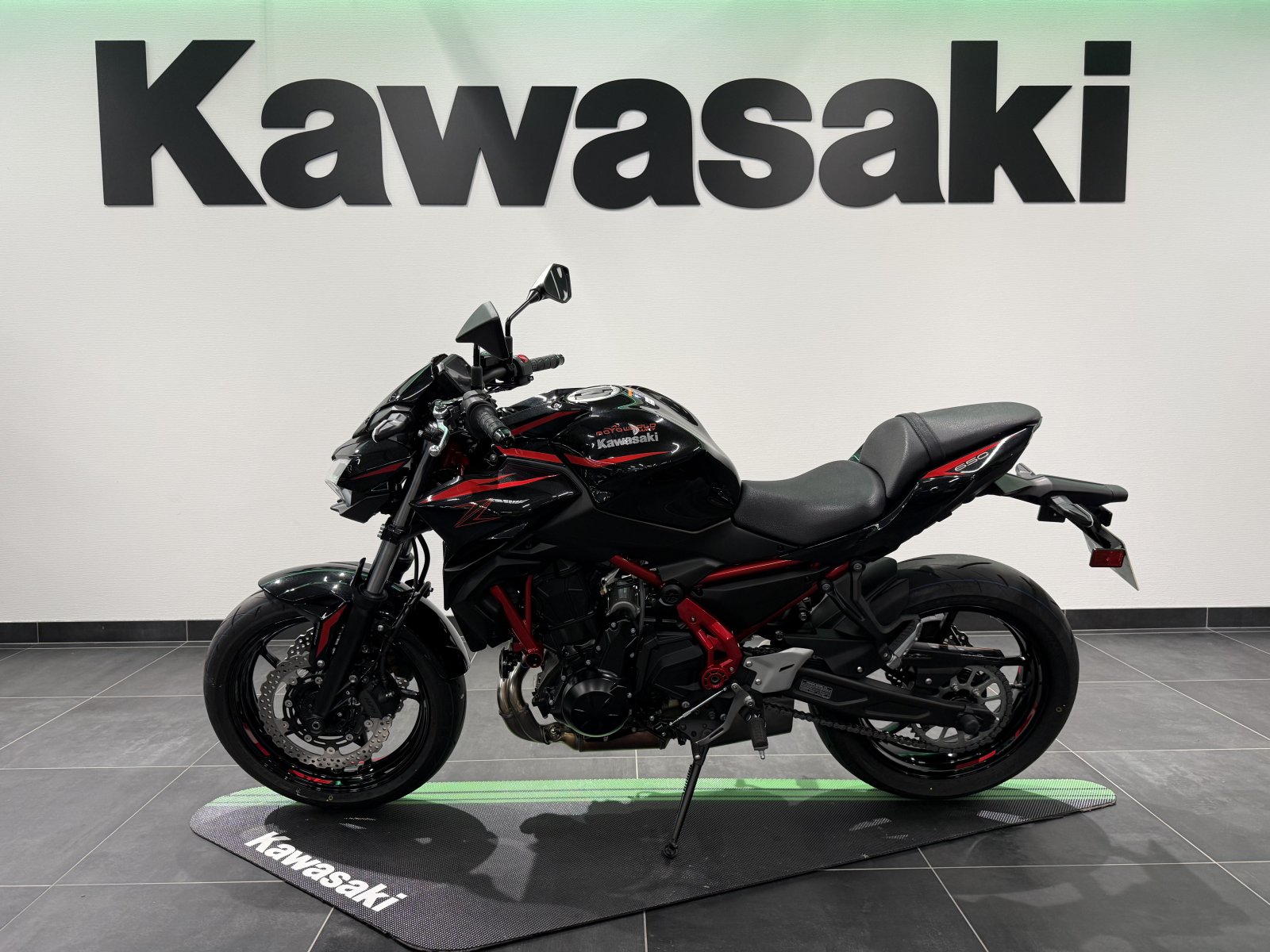 Kawasaki Z650 A2