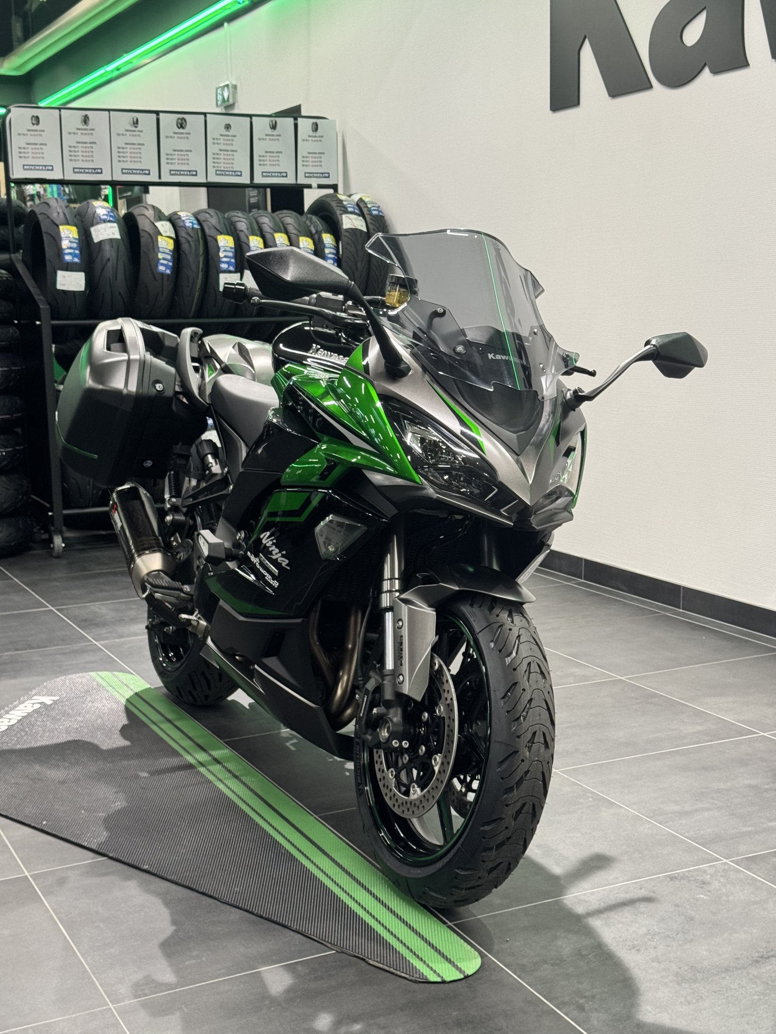 Kawasaki Ninja 1000SX Pack Performance Tourer