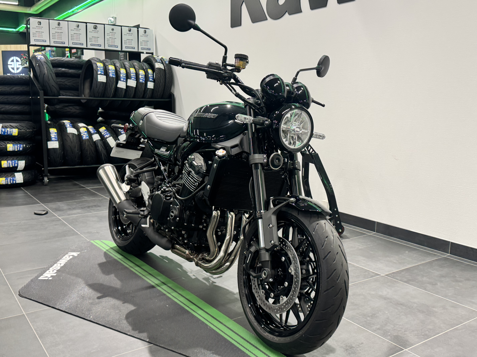 Kawasaki Z900RS BLACK BALL EDITION