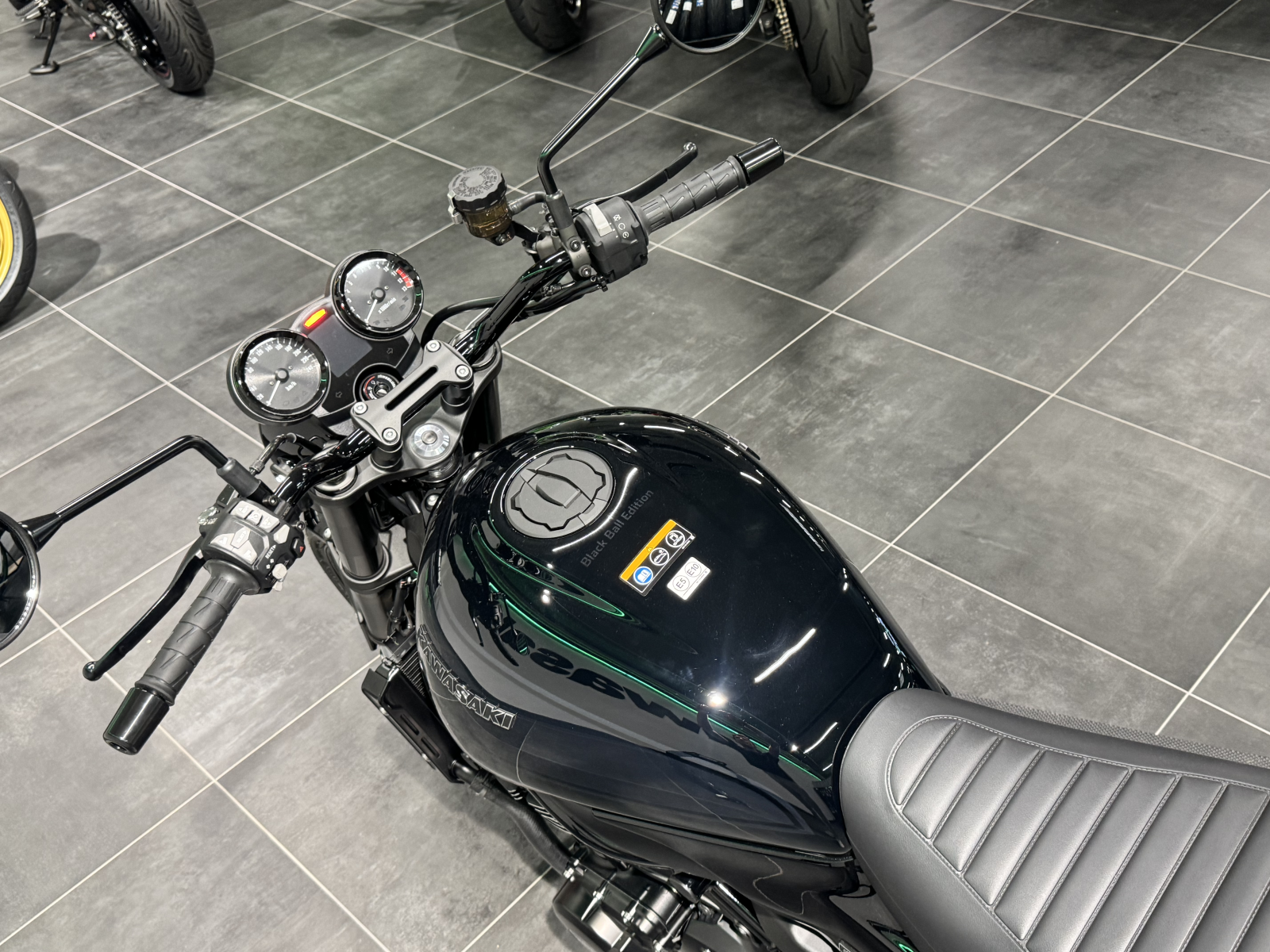 Kawasaki Z900RS BLACK BALL EDITION