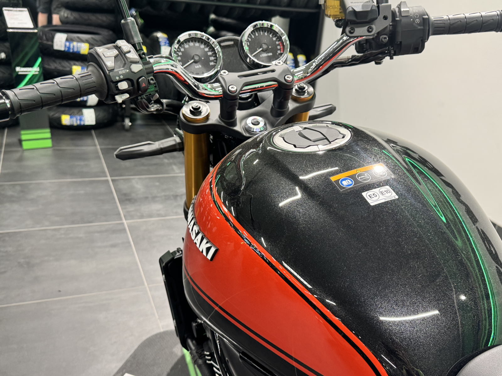Kawasaki Z900RS SE