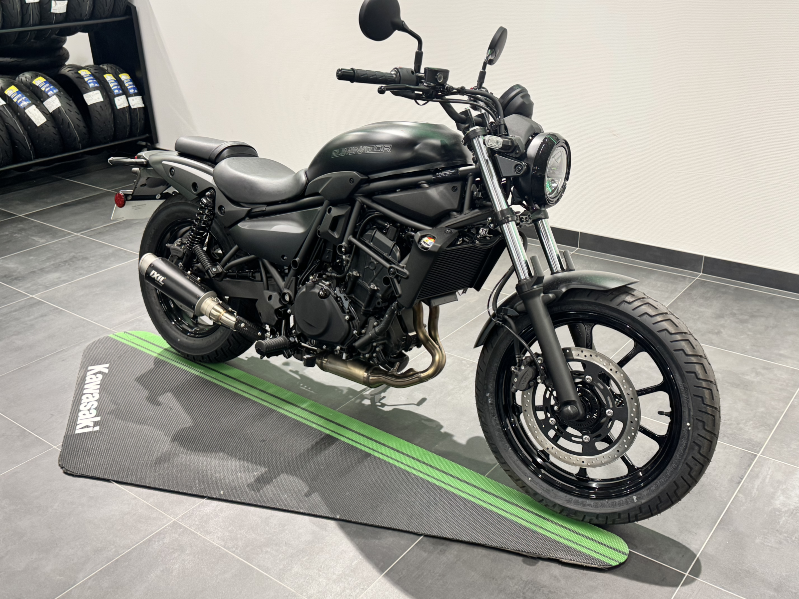 Kawasaki Eliminator 500
