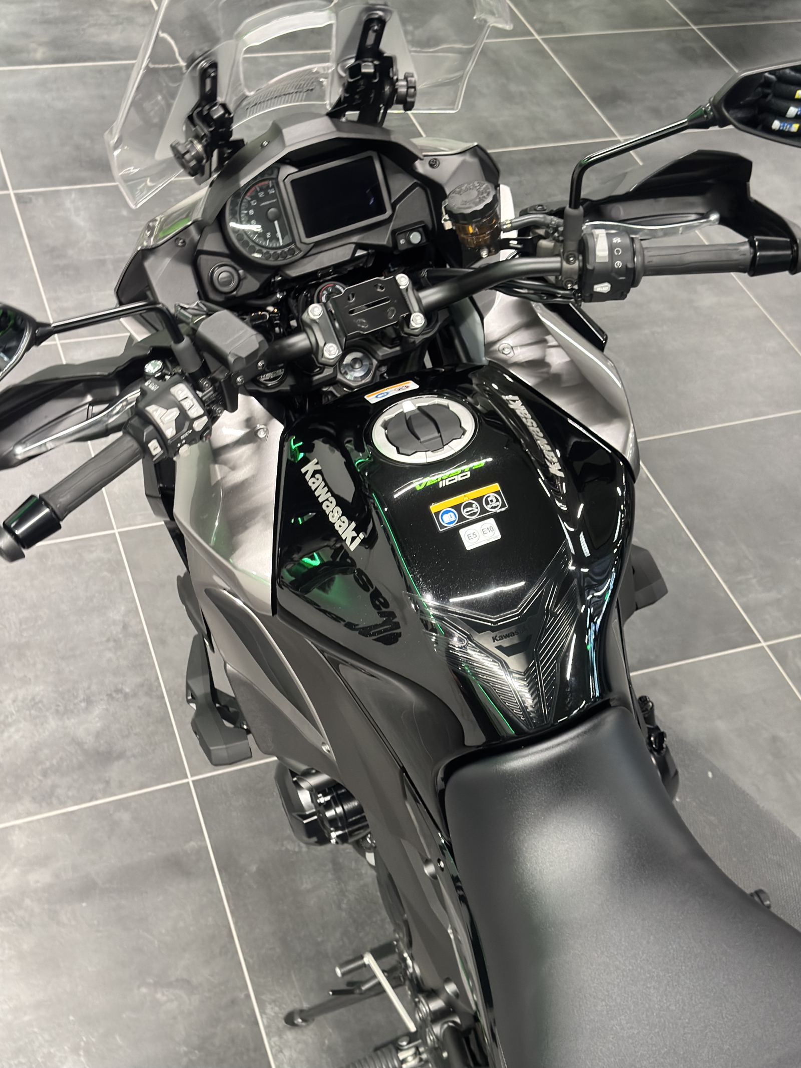 Kawasaki Versys 1100 SE Pack Grand Tourer