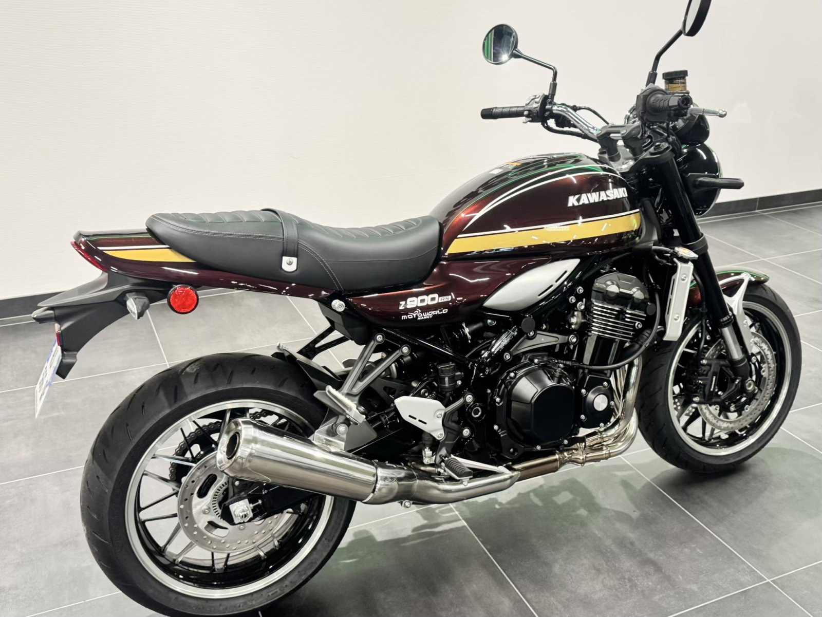 Kawasaki Z900RS A2
