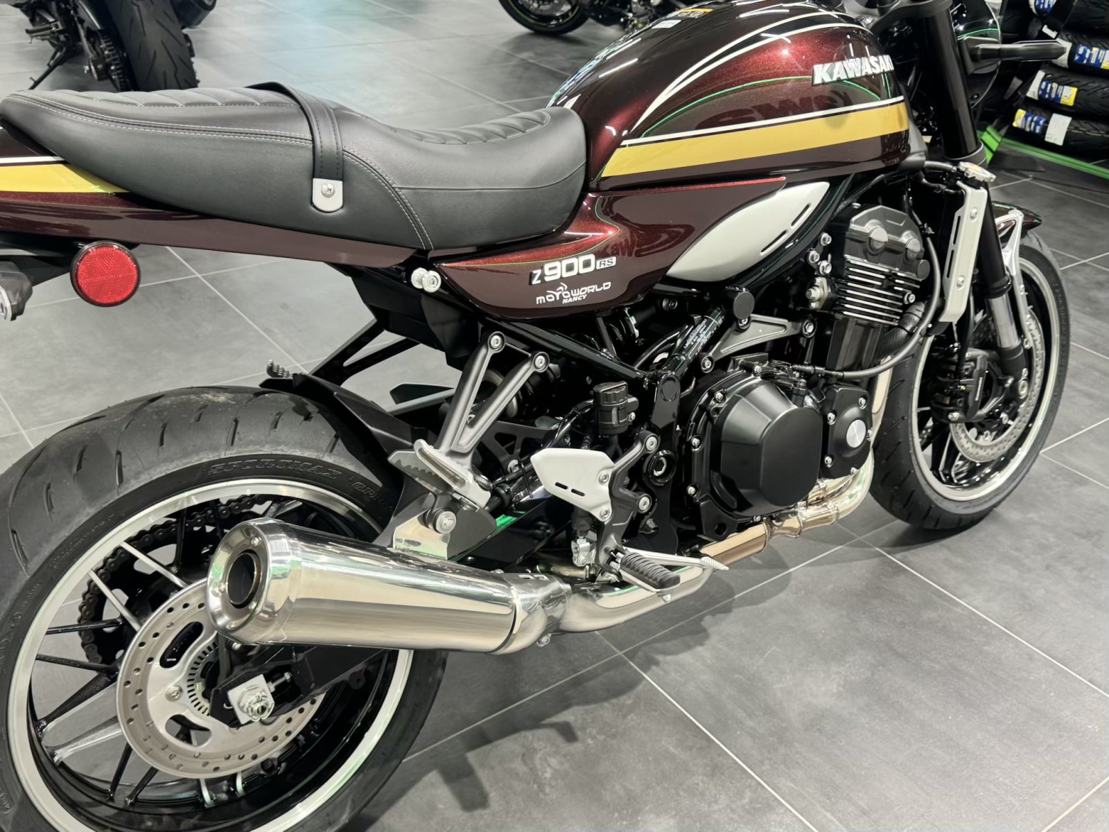 Kawasaki Z900RS A2