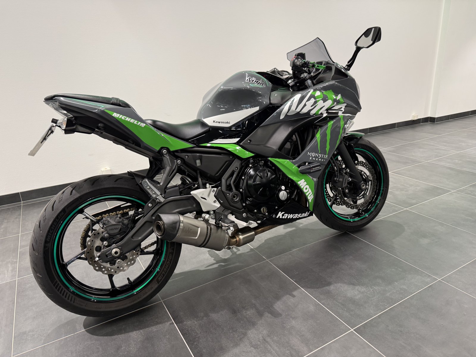 Kawasaki Ninja 650 A2 LEOVINCE