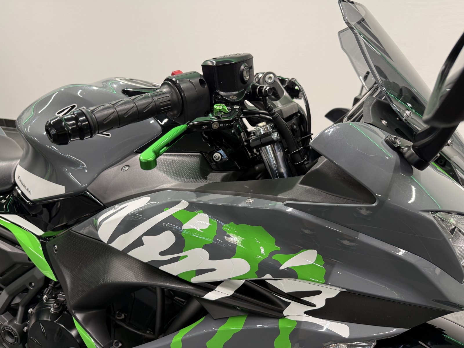 Kawasaki Ninja 650 A2 LEOVINCE