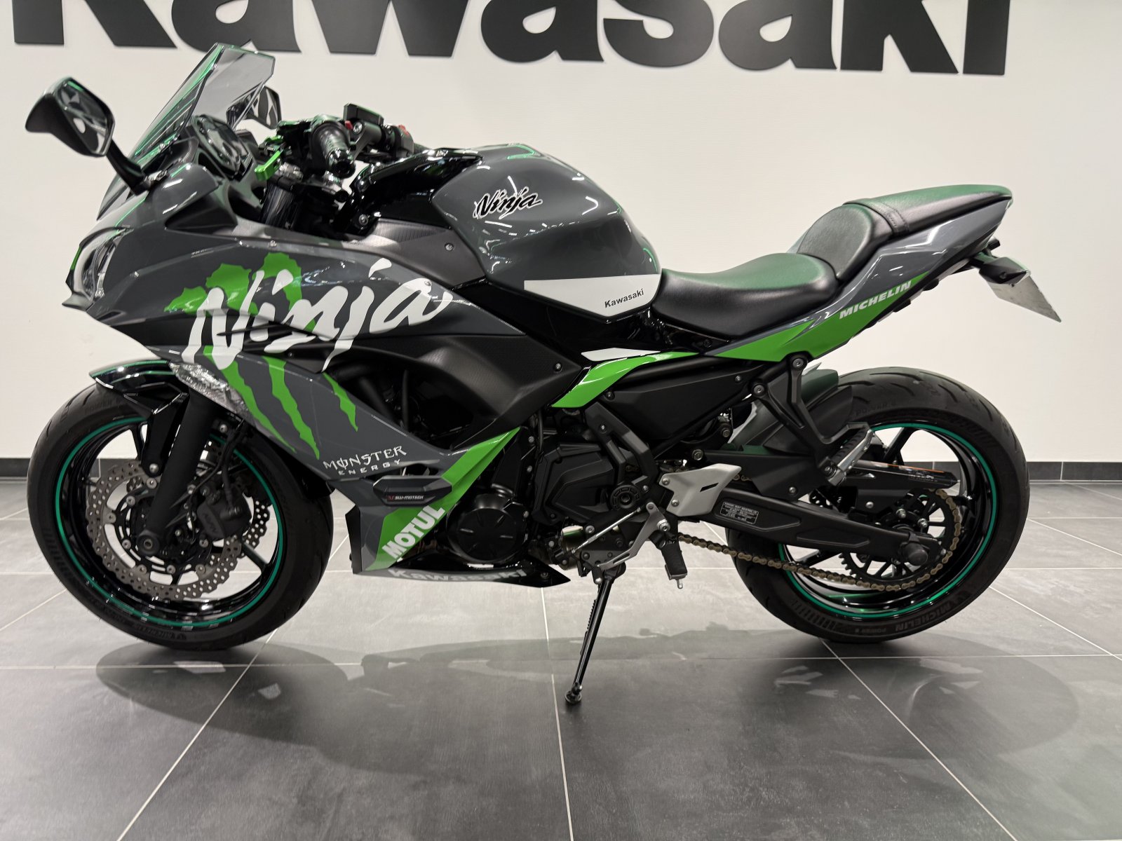 Kawasaki Ninja 650 A2 LEOVINCE
