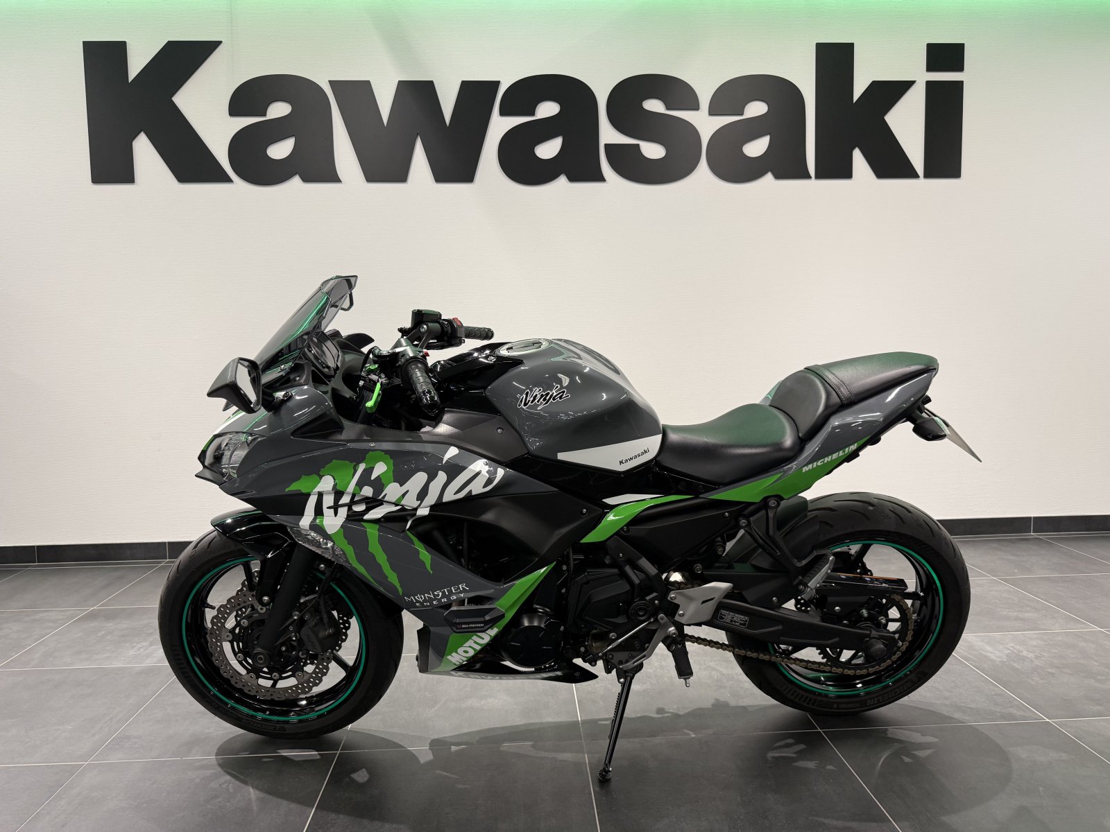 Kawasaki Ninja 650 A2 LEOVINCE