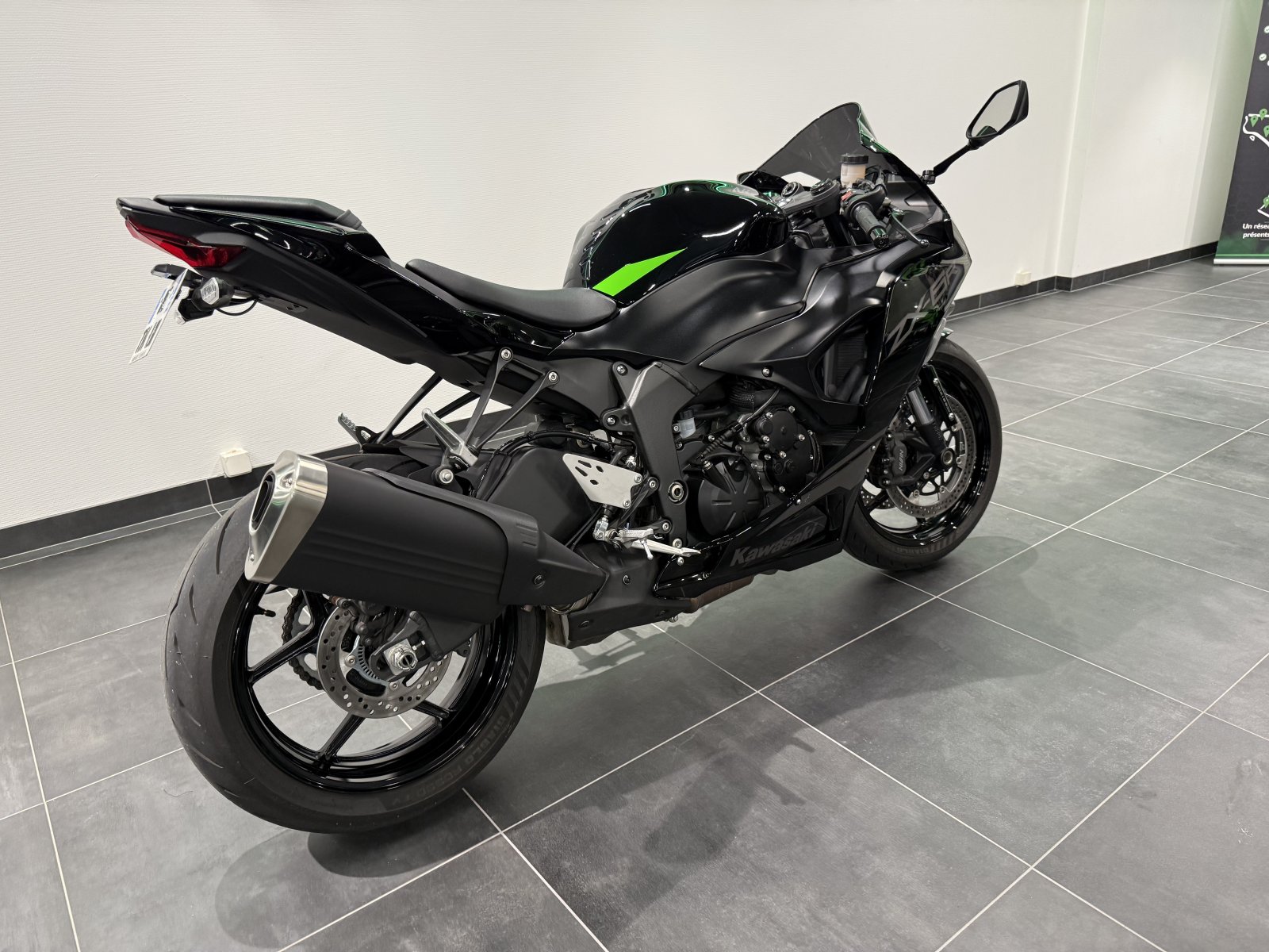 Kawasaki Ninja ZX-6R BLACK