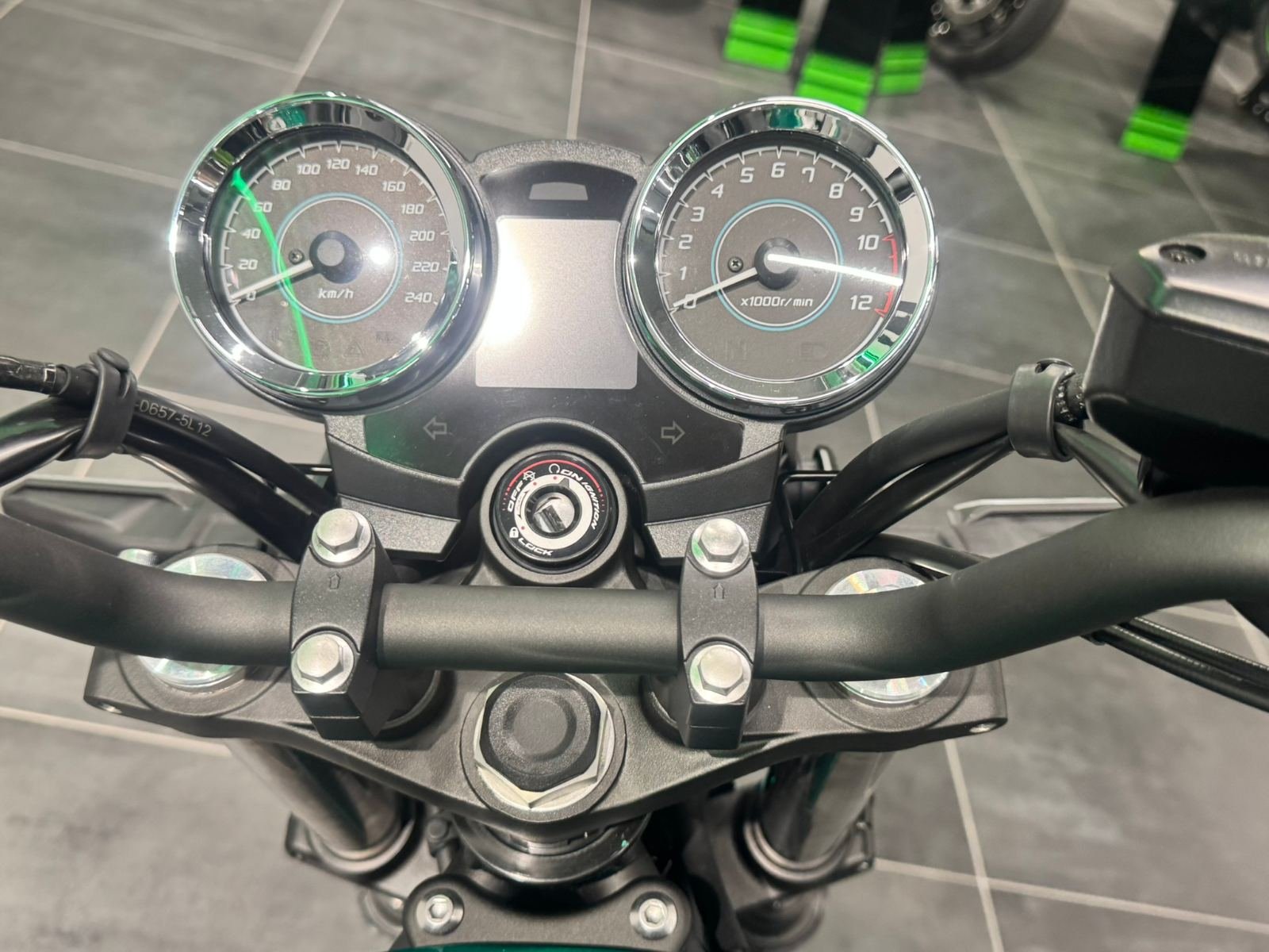 Kawasaki Z650RS