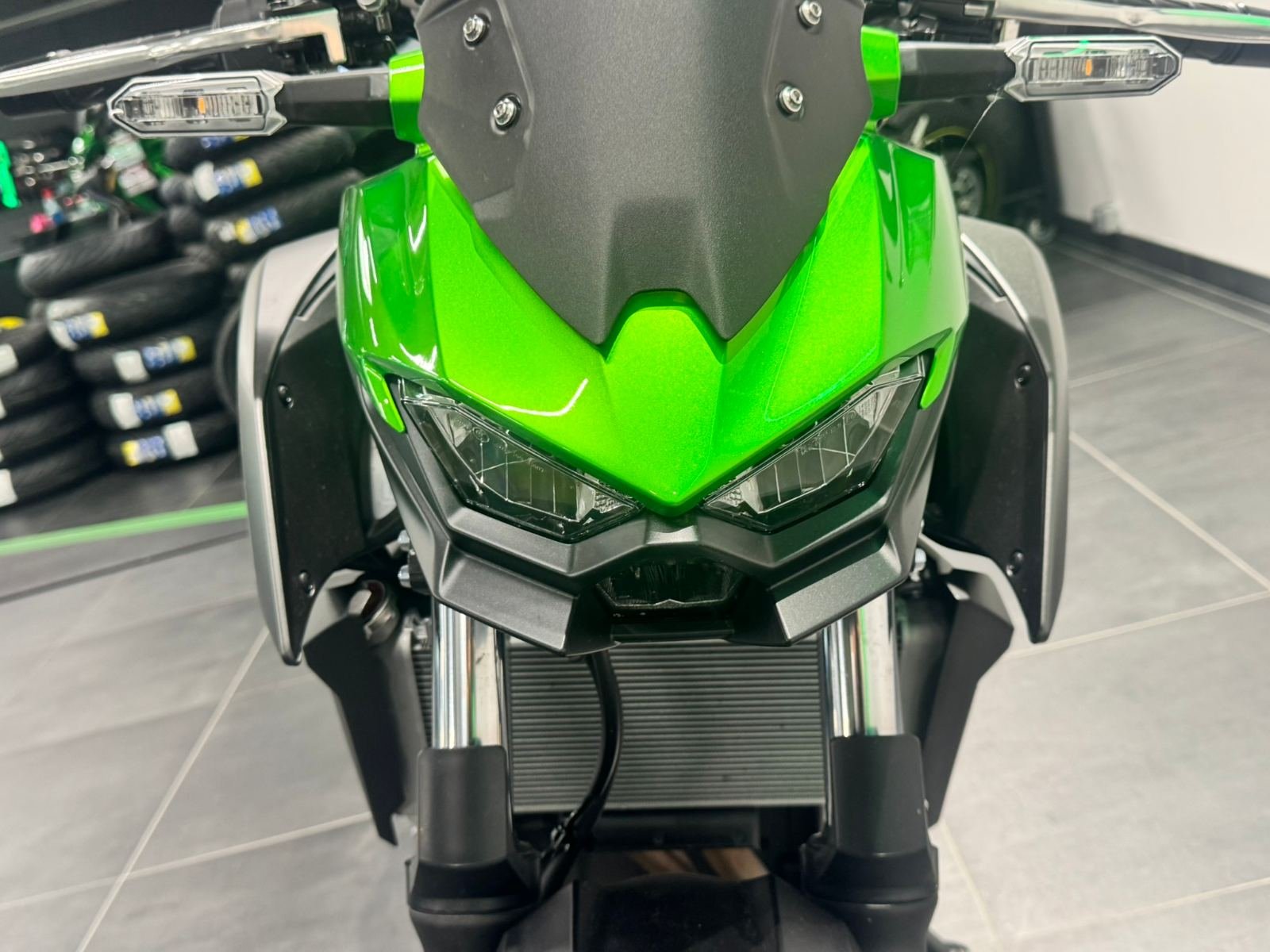 Kawasaki Z500 OPTION AKRAPOVIC