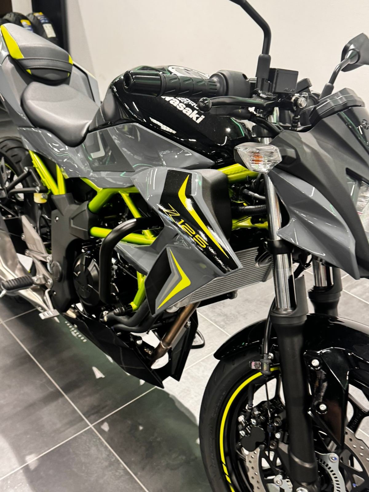 Kawasaki Z125