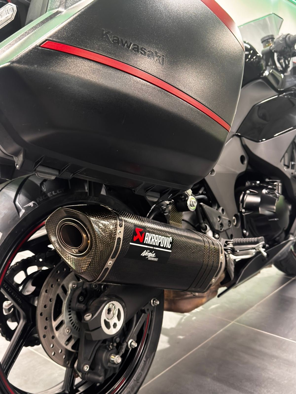 Kawasaki Ninja 1000SX