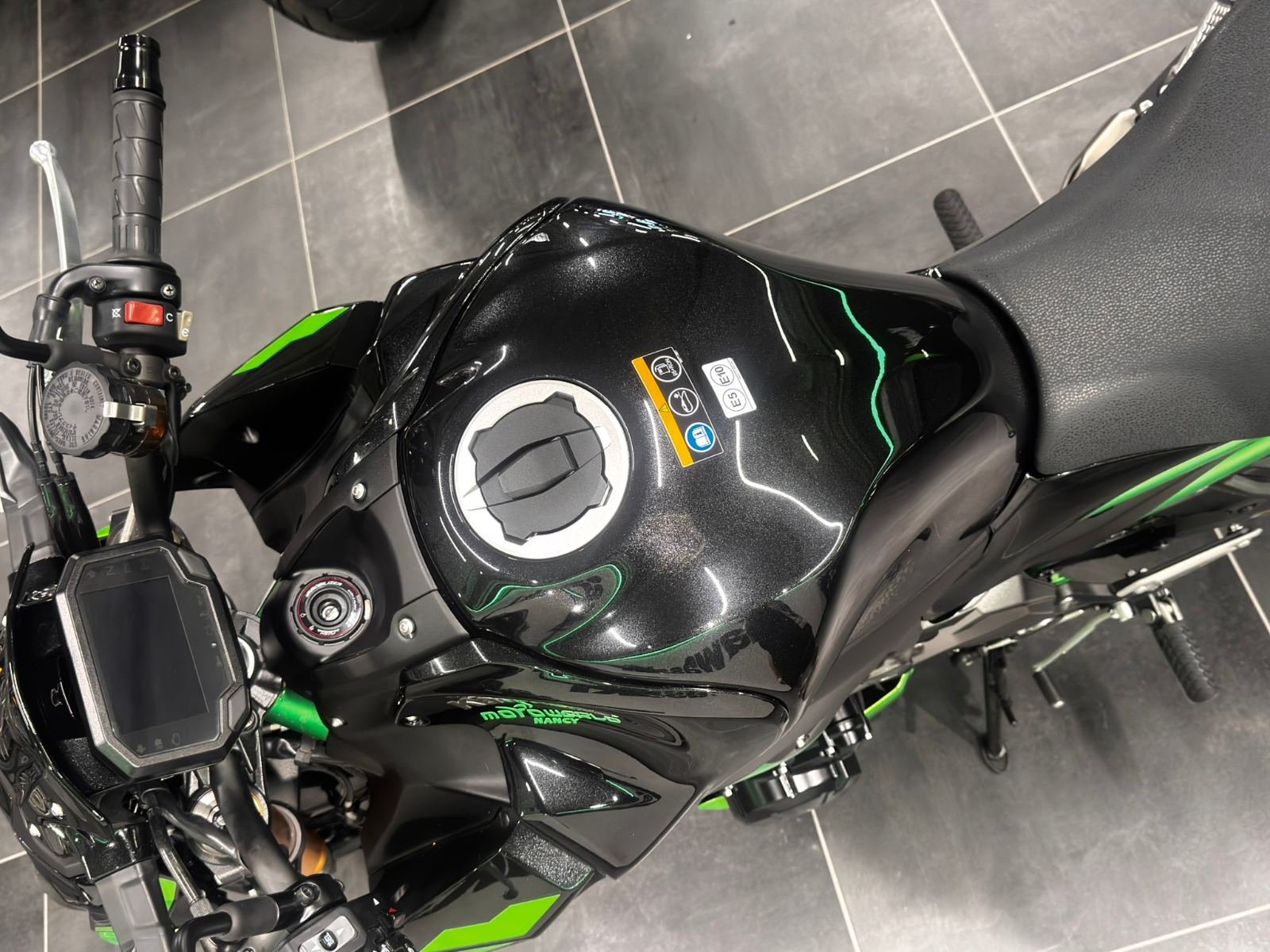 Kawasaki Z900 SE