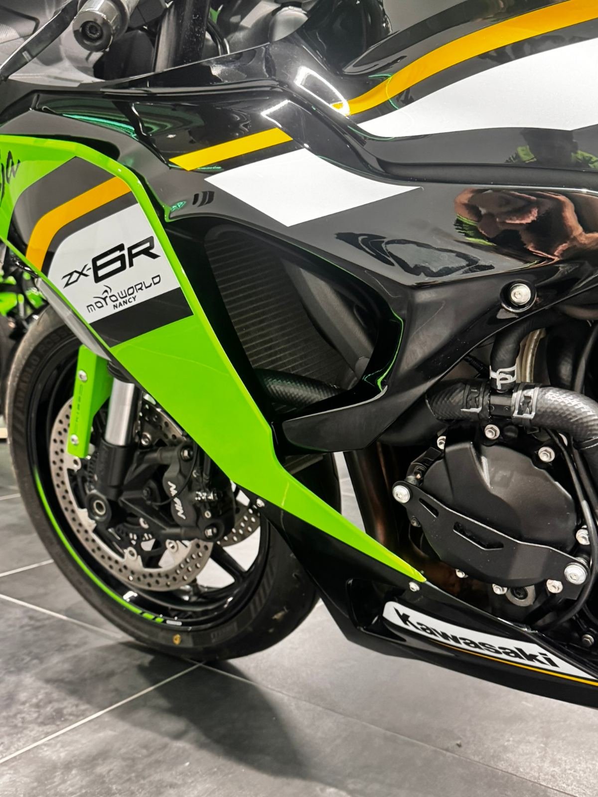 Kawasaki Ninja ZX-6R
