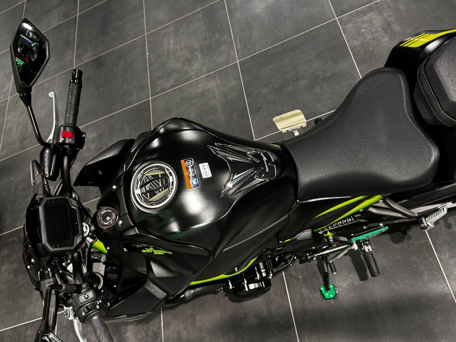 Kawasaki Z900 A2