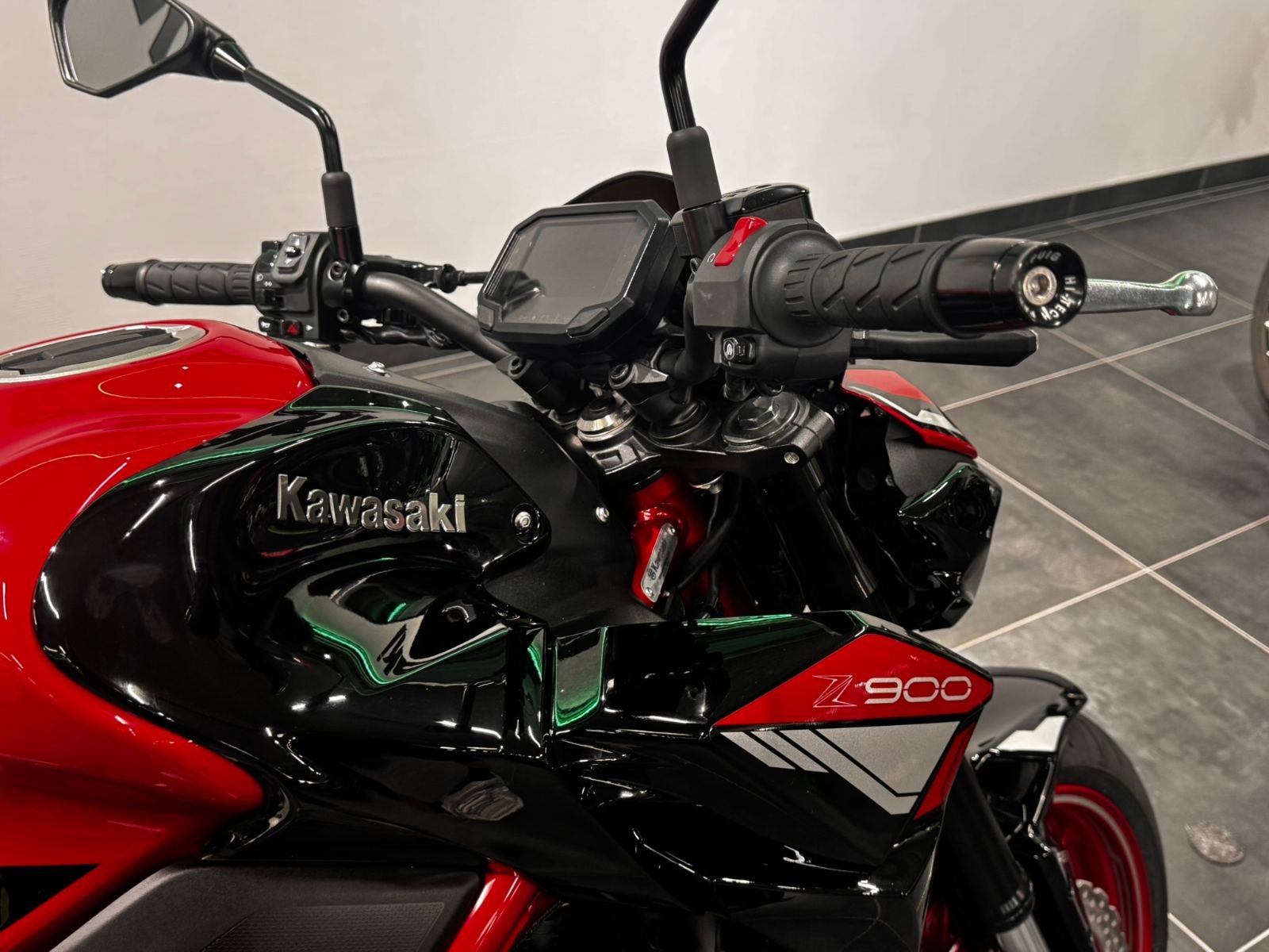 Kawasaki Z900 A2